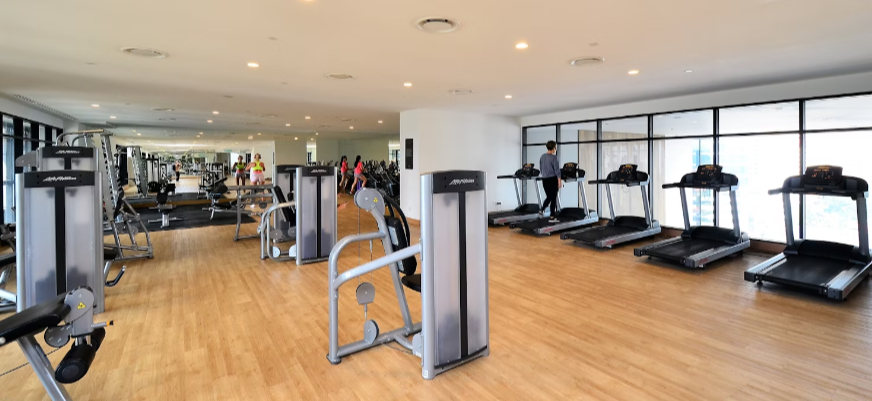 A picture of a fitness center where people are aware of exercise as one of the strategies to healtjhy living