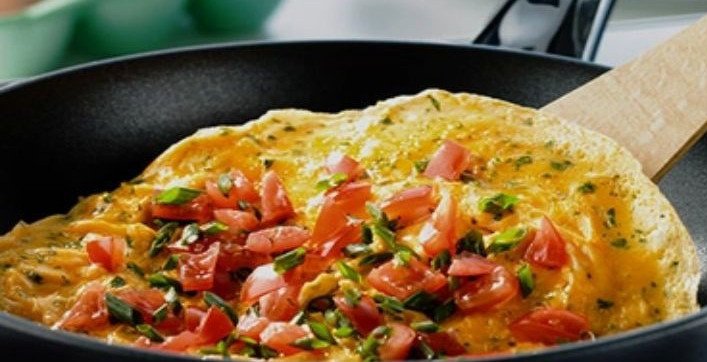 EASY TIPS OFMWEIGHT LOSS - A DELICIOUS OMELET FOR BREAKFAST