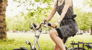 HOW TO BREAK A HABITS. WOMEN RIDING HER BIKE